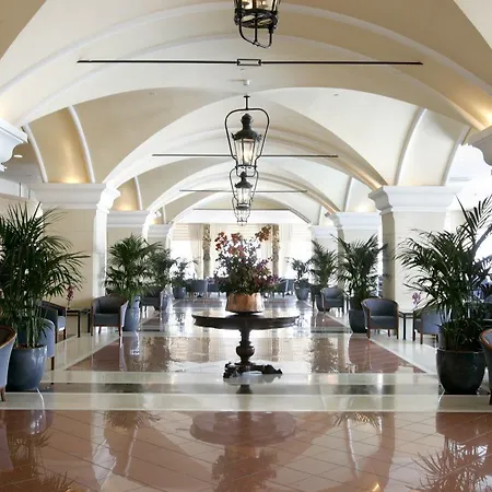 Corfu Chandris And Курортный комплекс